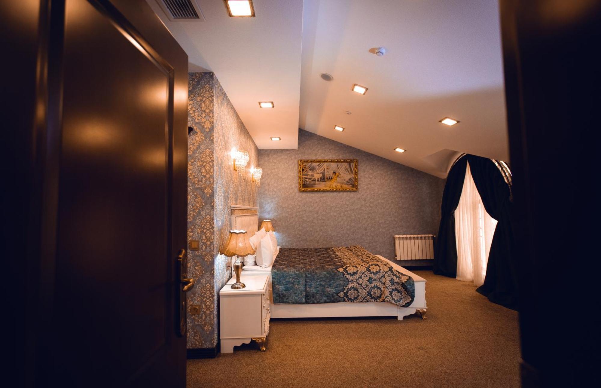 Baku Hotel กันจา ภายนอก รูปภาพ