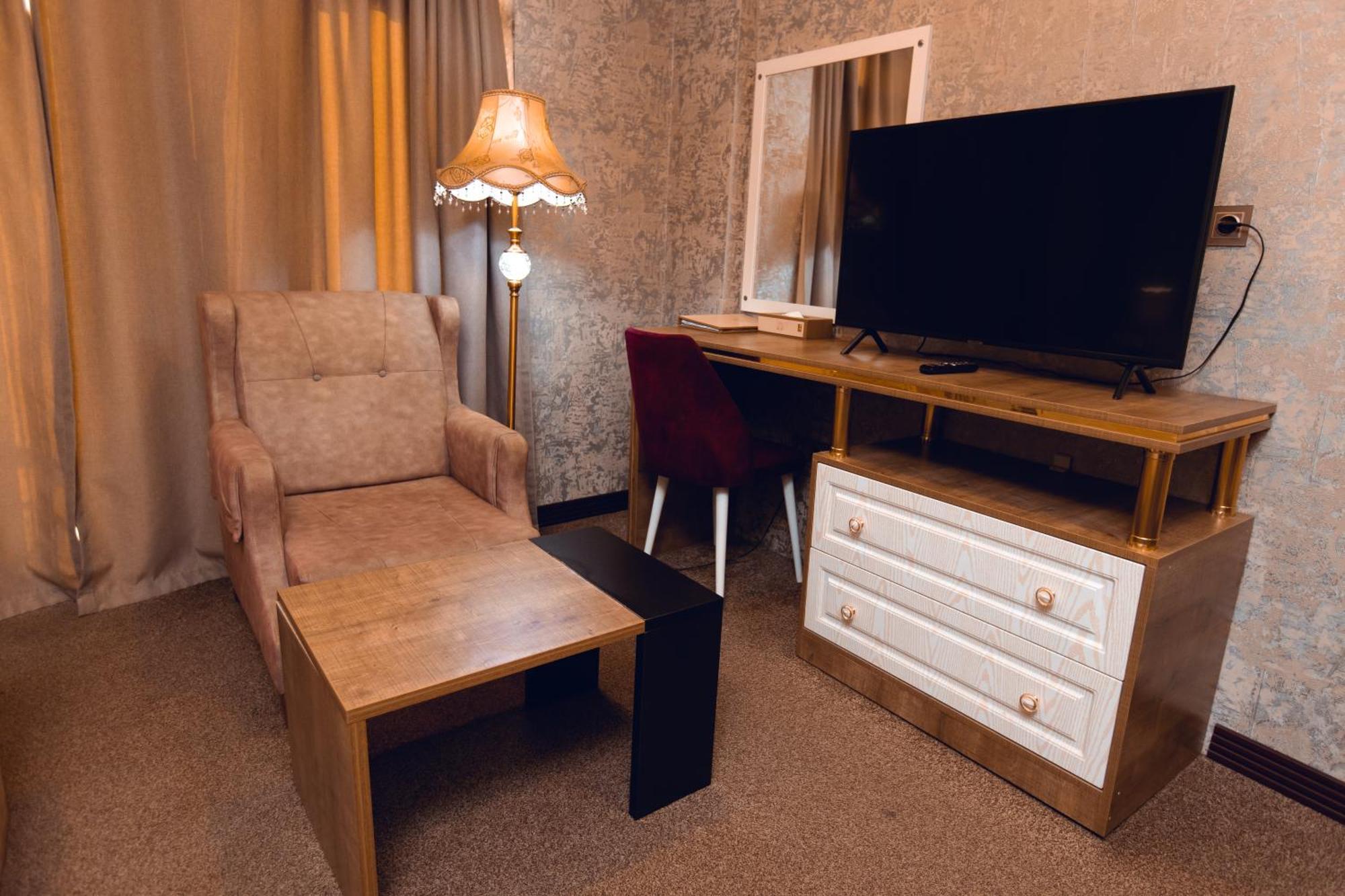 Baku Hotel กันจา ภายนอก รูปภาพ