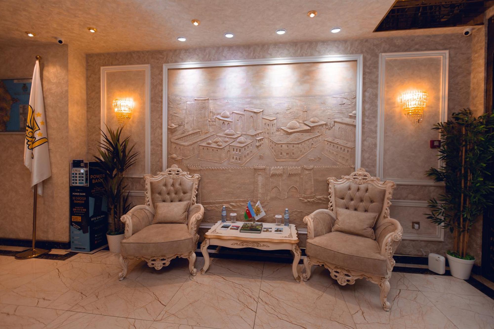 Baku Hotel กันจา ภายนอก รูปภาพ